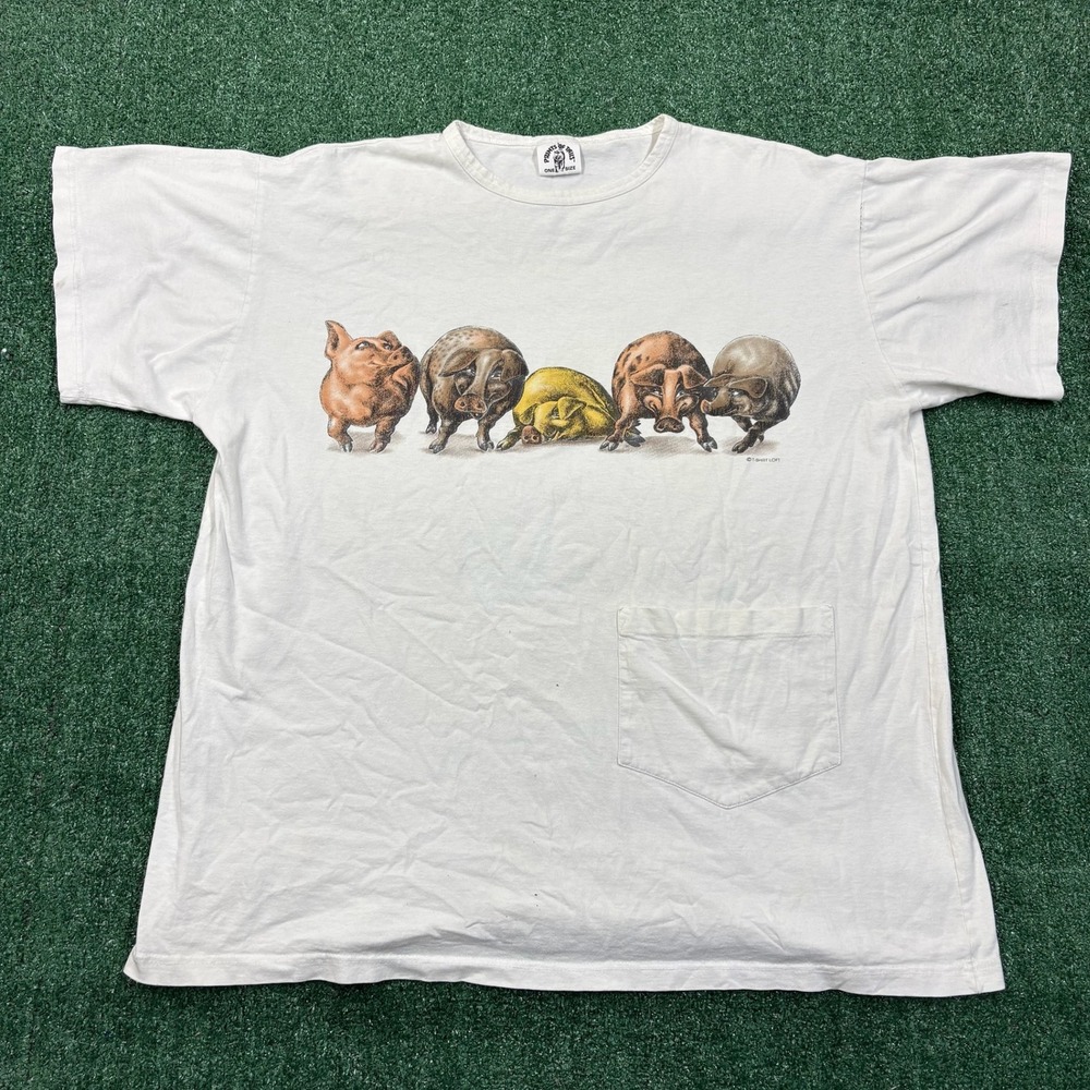 Vintage 90's Prints of Tails Pig Graphic T-shirts